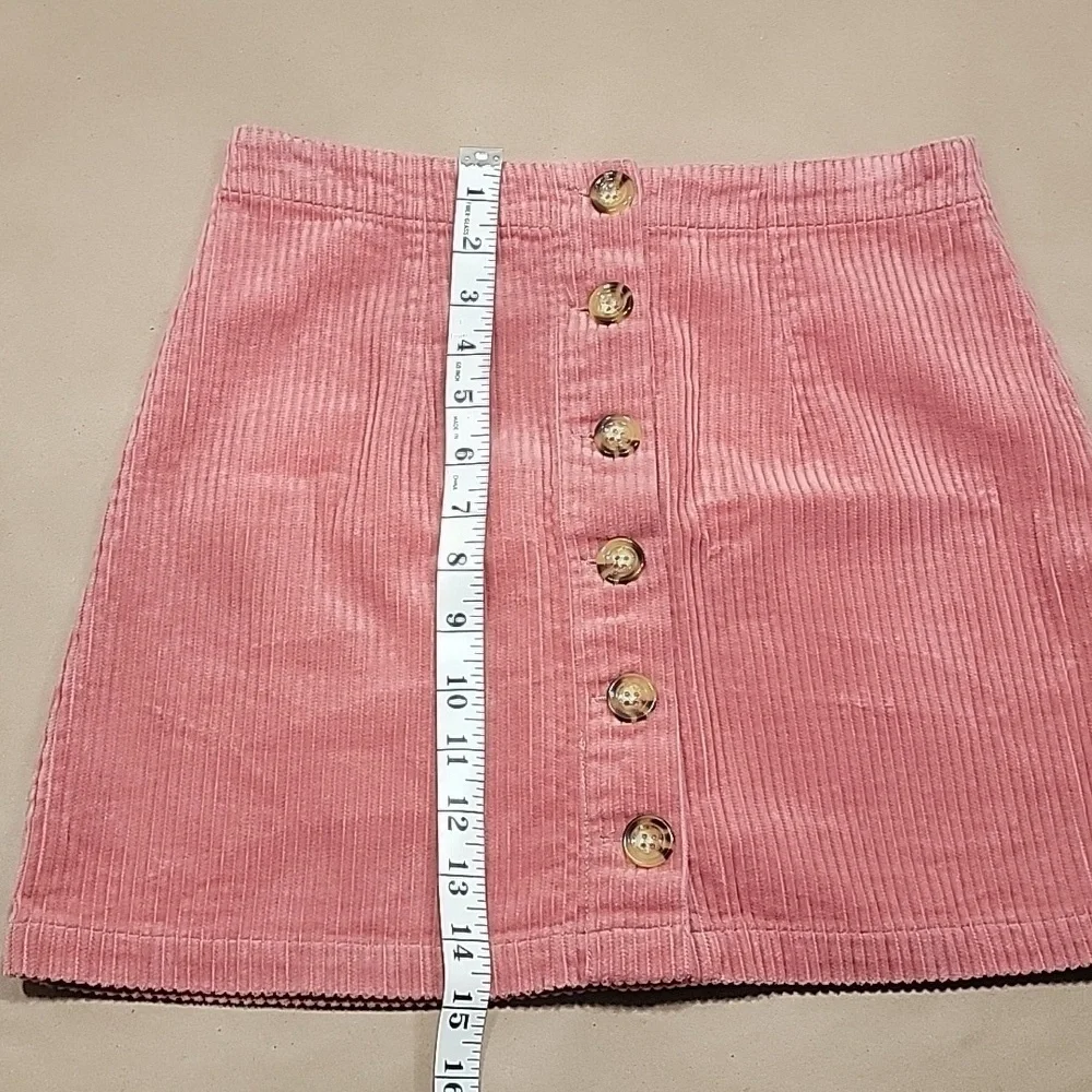 Forever 21, Size S, Mauve Corduroy Button Down Mini Skirt, EUC - Picture 4 of 8